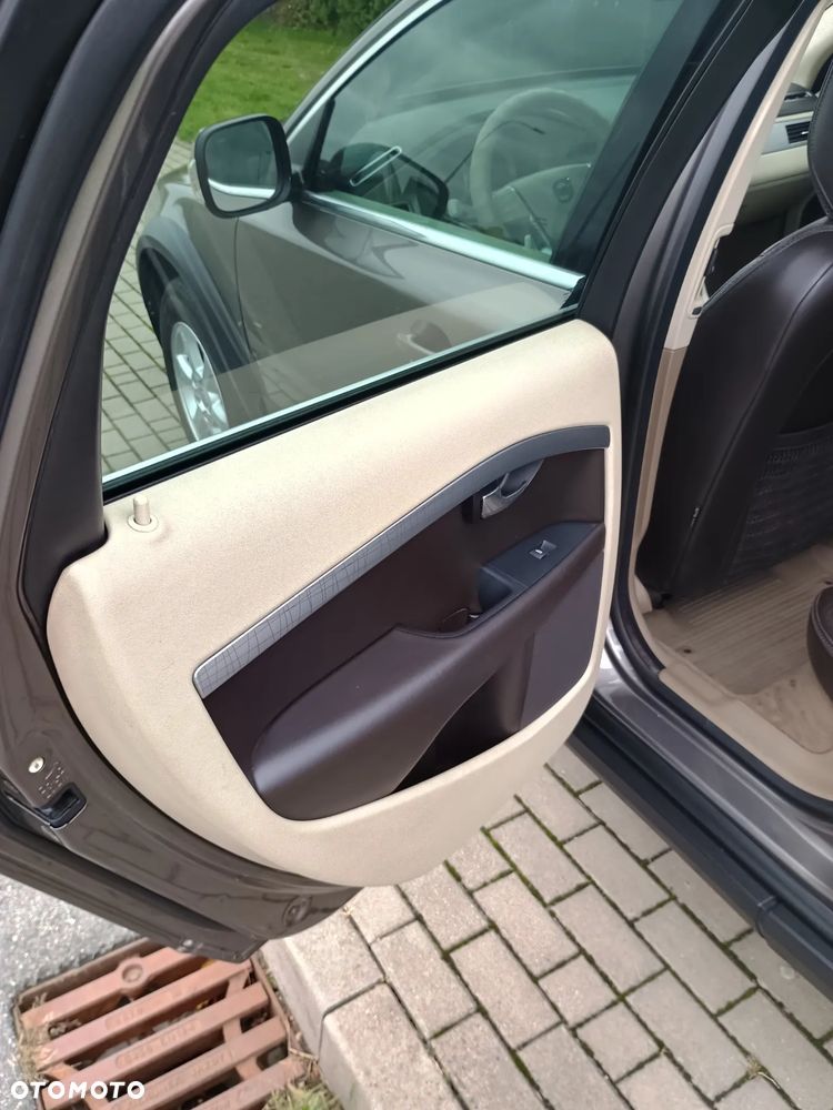Volvo XC 70 - 15