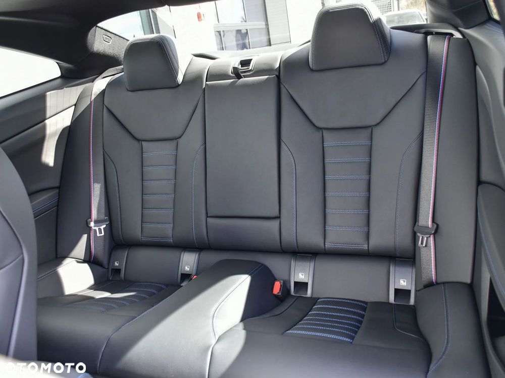 BMW Seria 4 M440i xDrive mHEV - 16