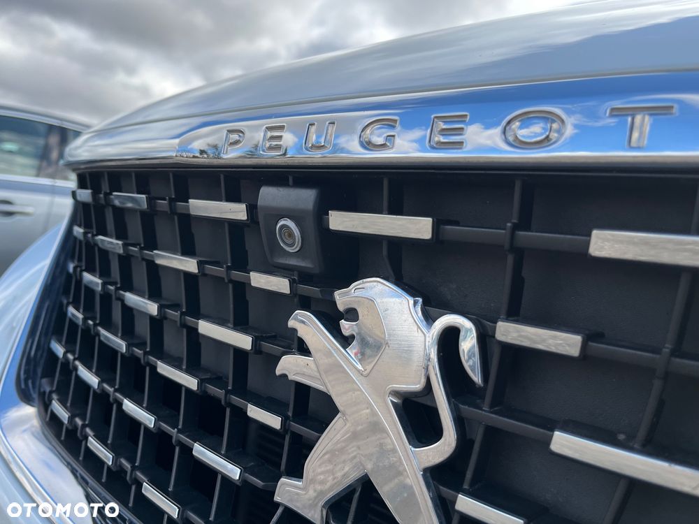 Peugeot 3008 PureTech 130 Stop & Start GPF Allure Business-Paket - 35