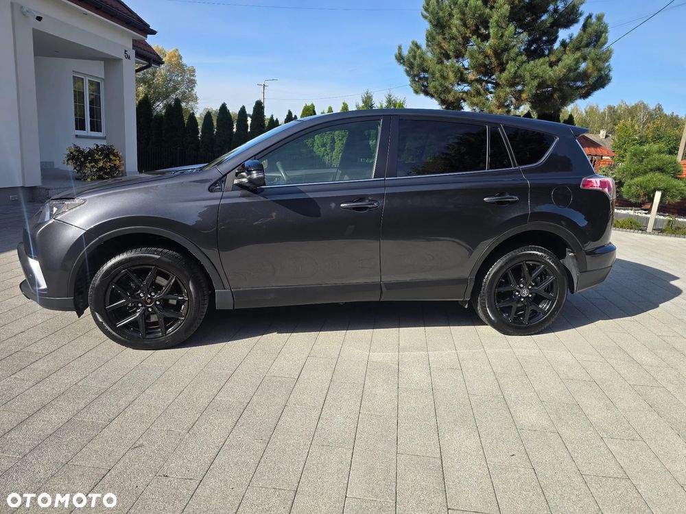 Toyota RAV4 - 4