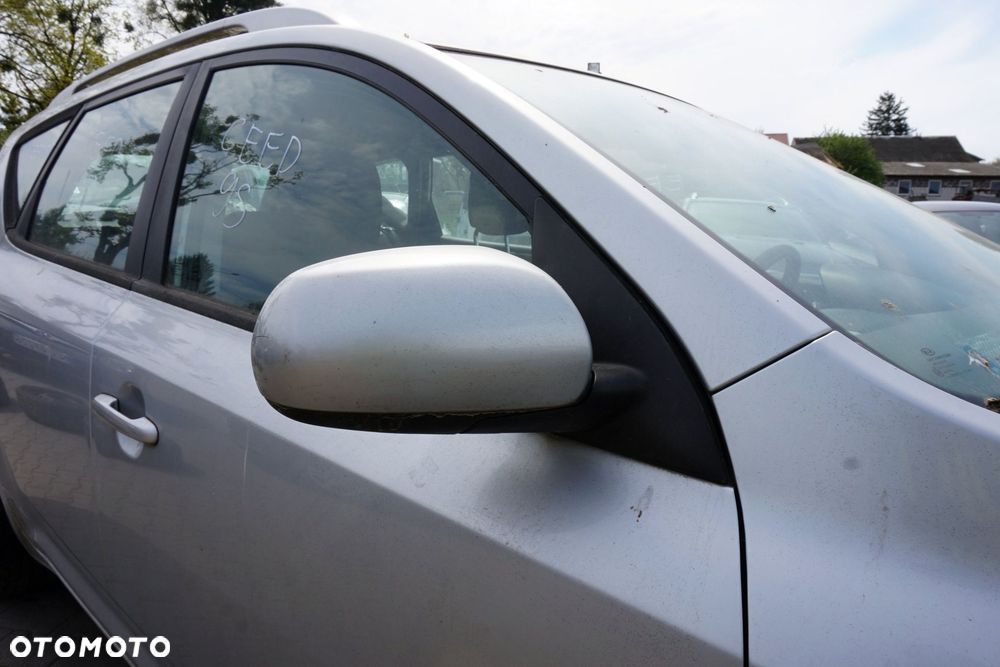 LUSTERKO ELEKTRYCZNE PRAWE CEED I LIFT 9S 87620-1H155 SREBRNY KIA 2009-2012 - 1