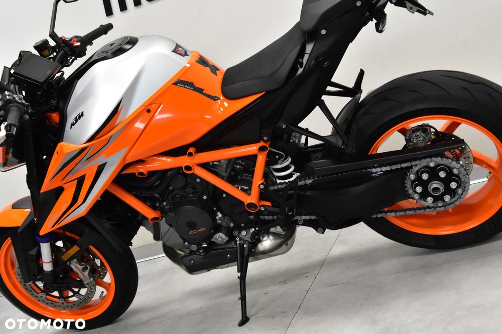 KTM Super Duke - 12