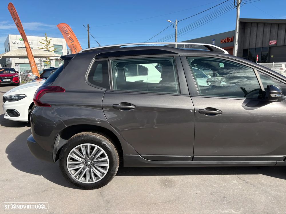 Peugeot 2008 1.2 PureTech Allure - 18