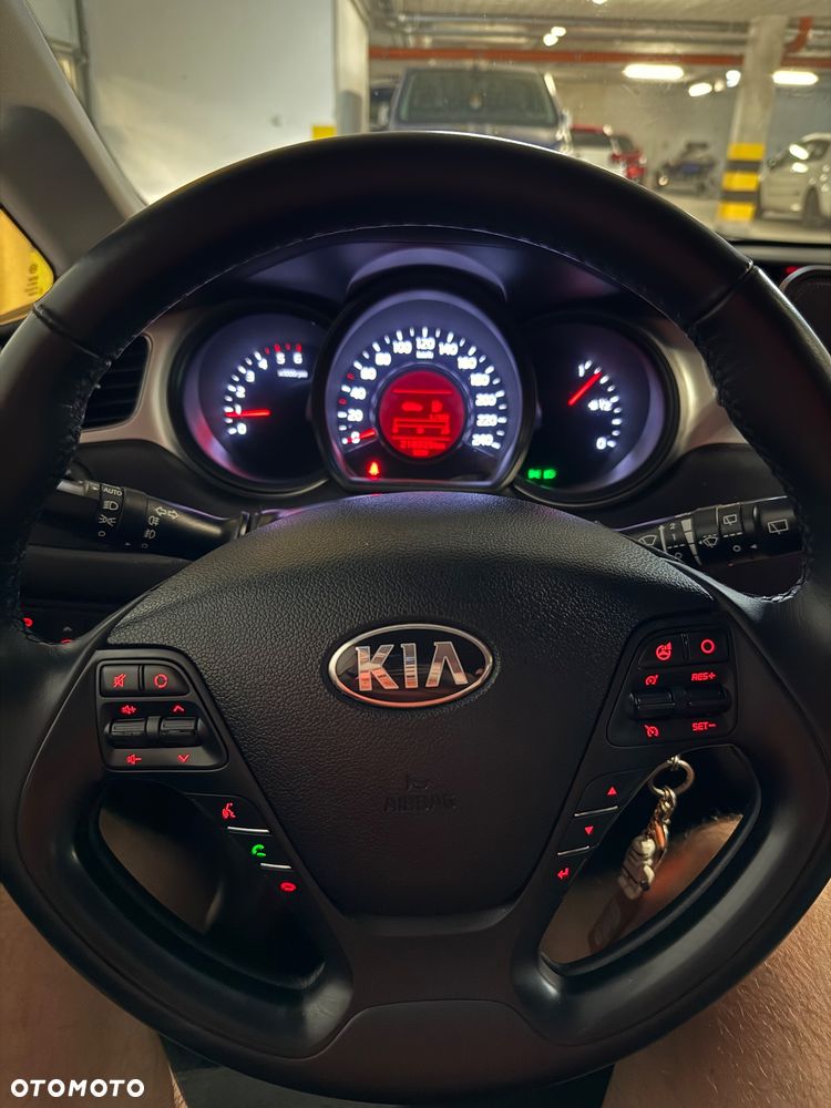 Kia Ceed 1.6 CRDi M - 24