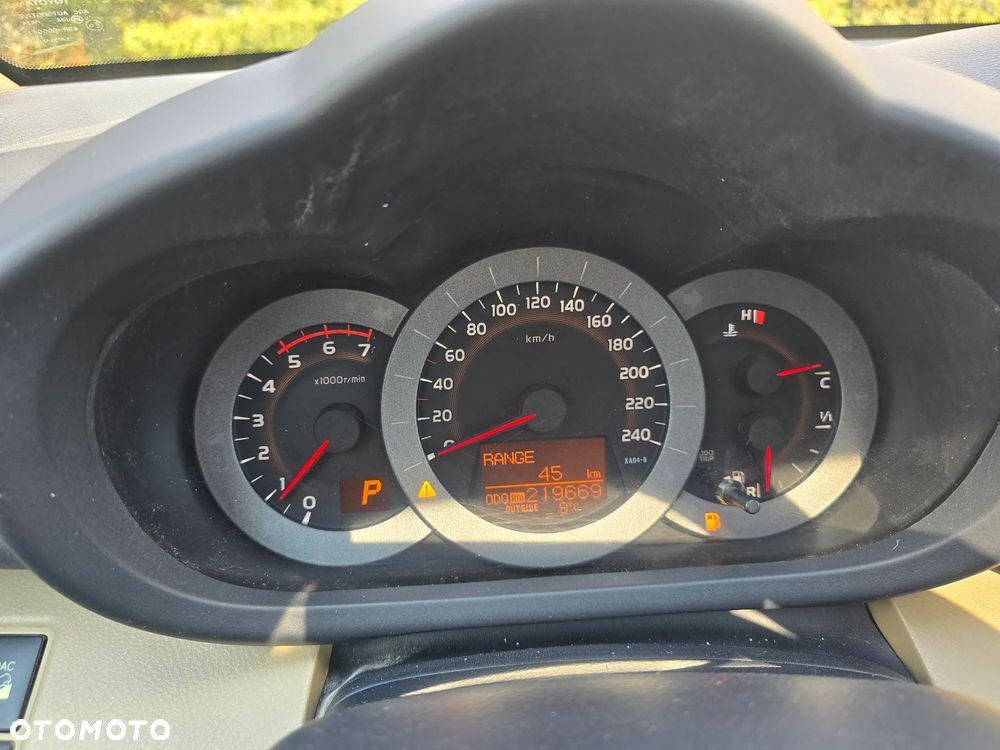 Toyota RAV4 2.2 D-4D 4x4 Automatik Travel - 21