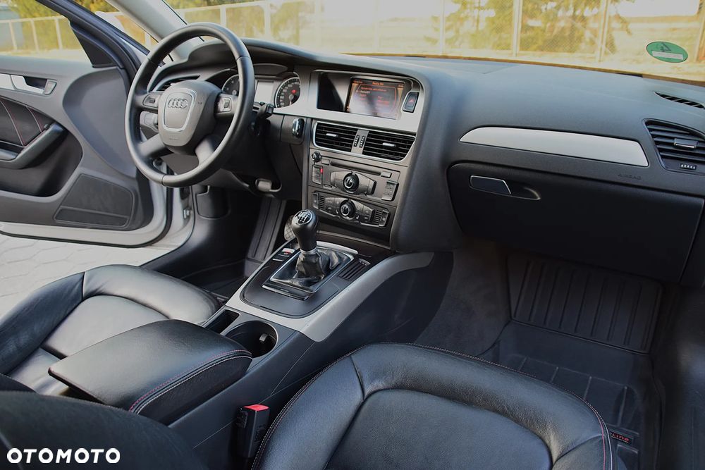 Audi A4 Limousine 1.8 TFSI Attraction - 25