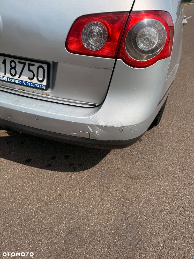 Volkswagen Passat 2.0 TDI Comfortline DSG - 10