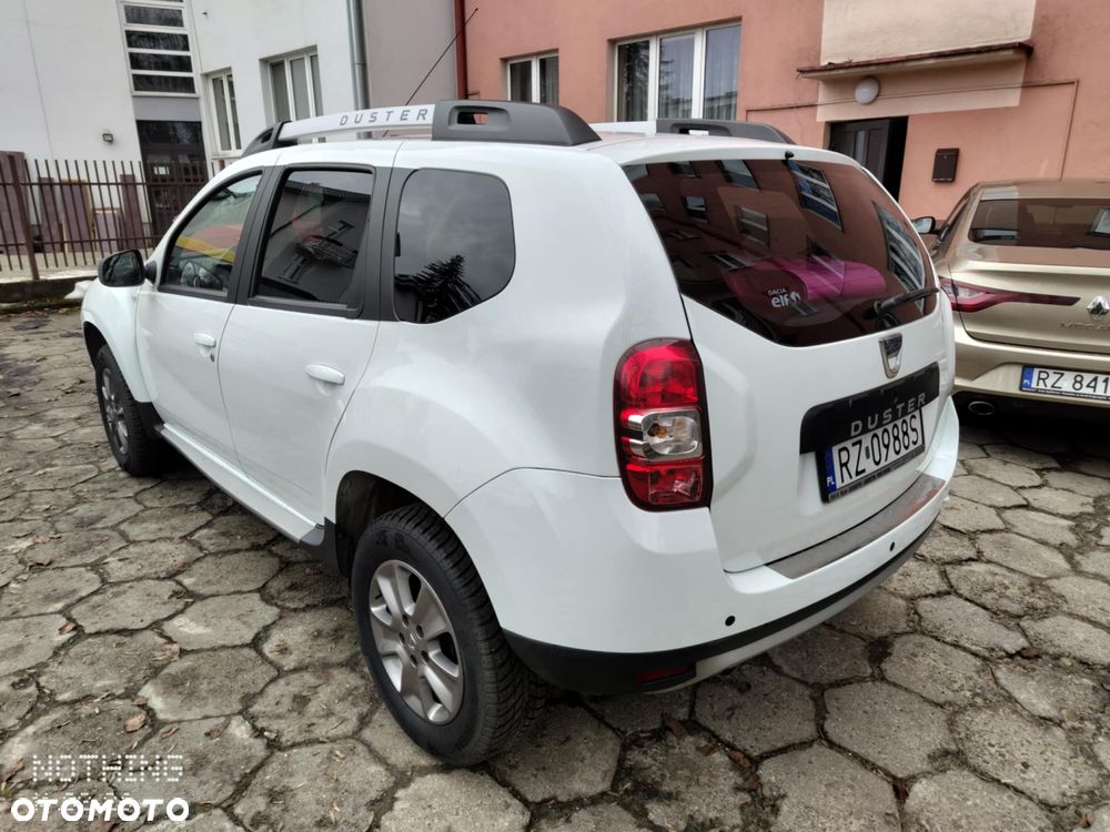 Dacia Duster 1.6 SCe Blackshadow S&S - 6