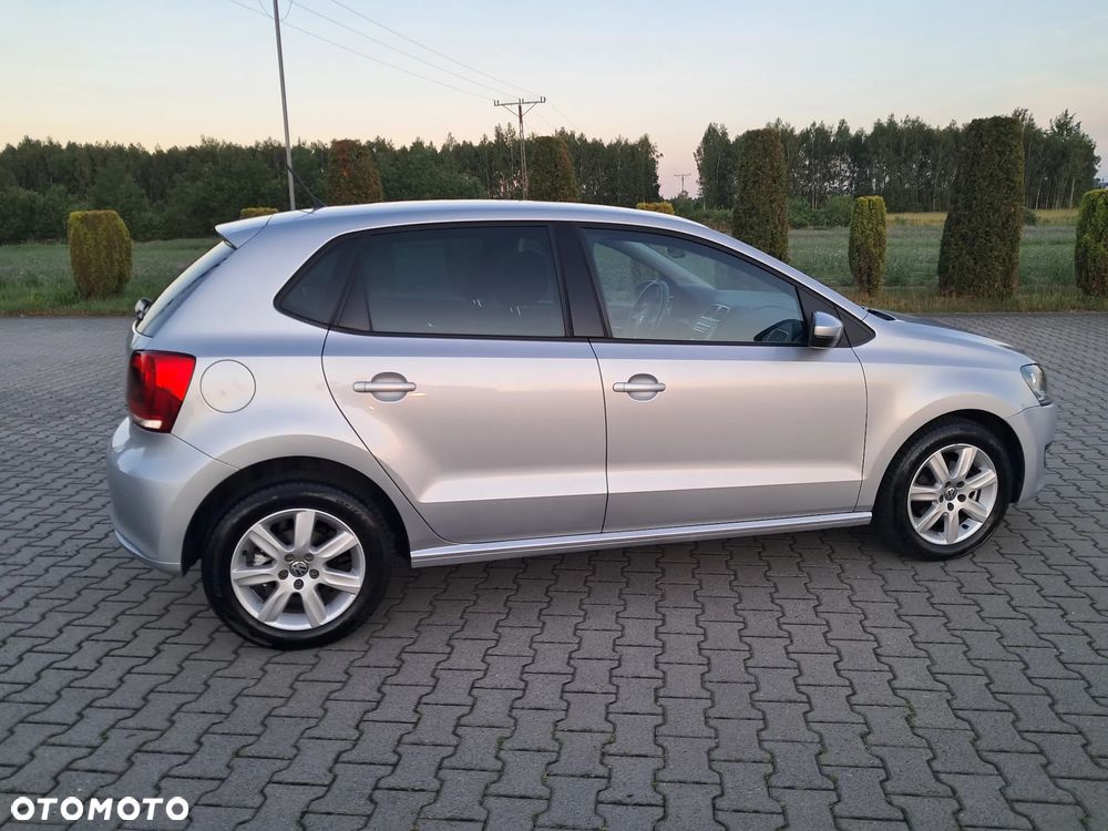Volkswagen Polo - 8