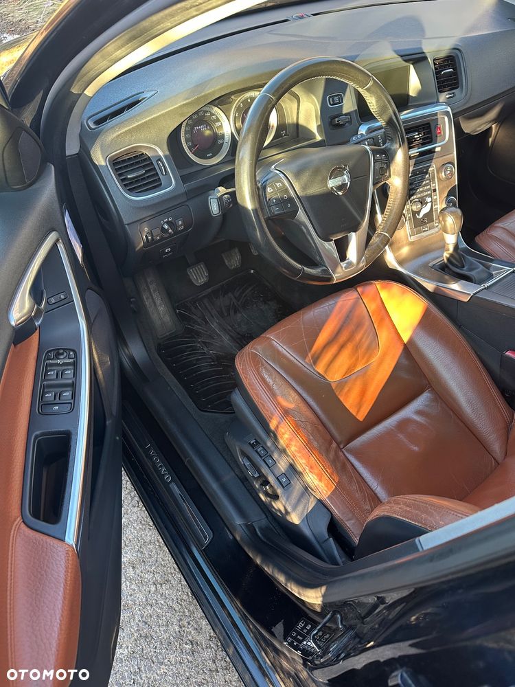 Volvo V60 T3 Summum - 10