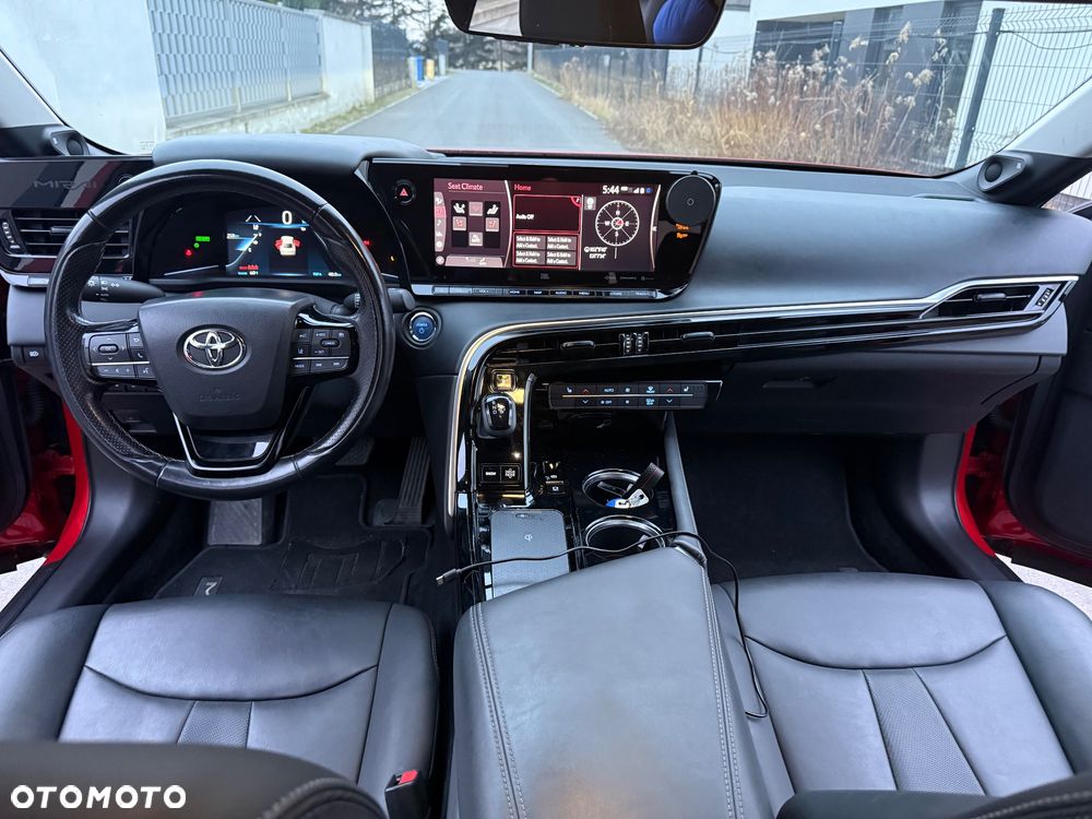 Toyota Mirai - 30