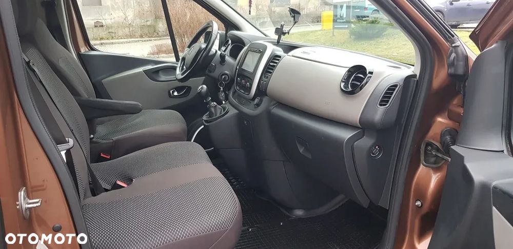 Renault Trafic - 15