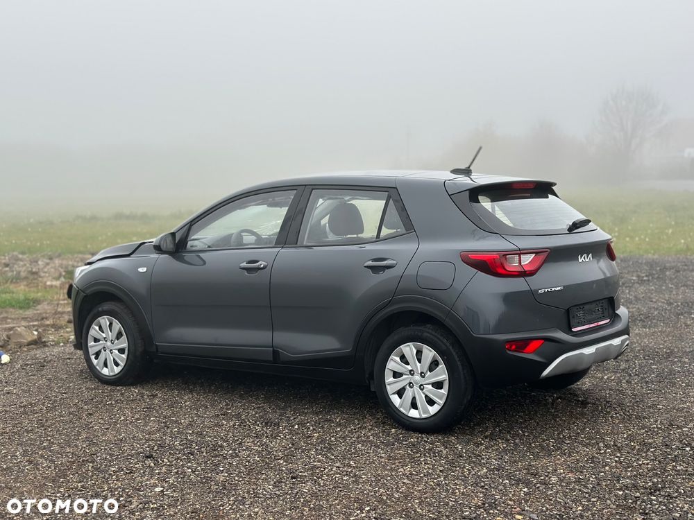 Kia Stonic - 19