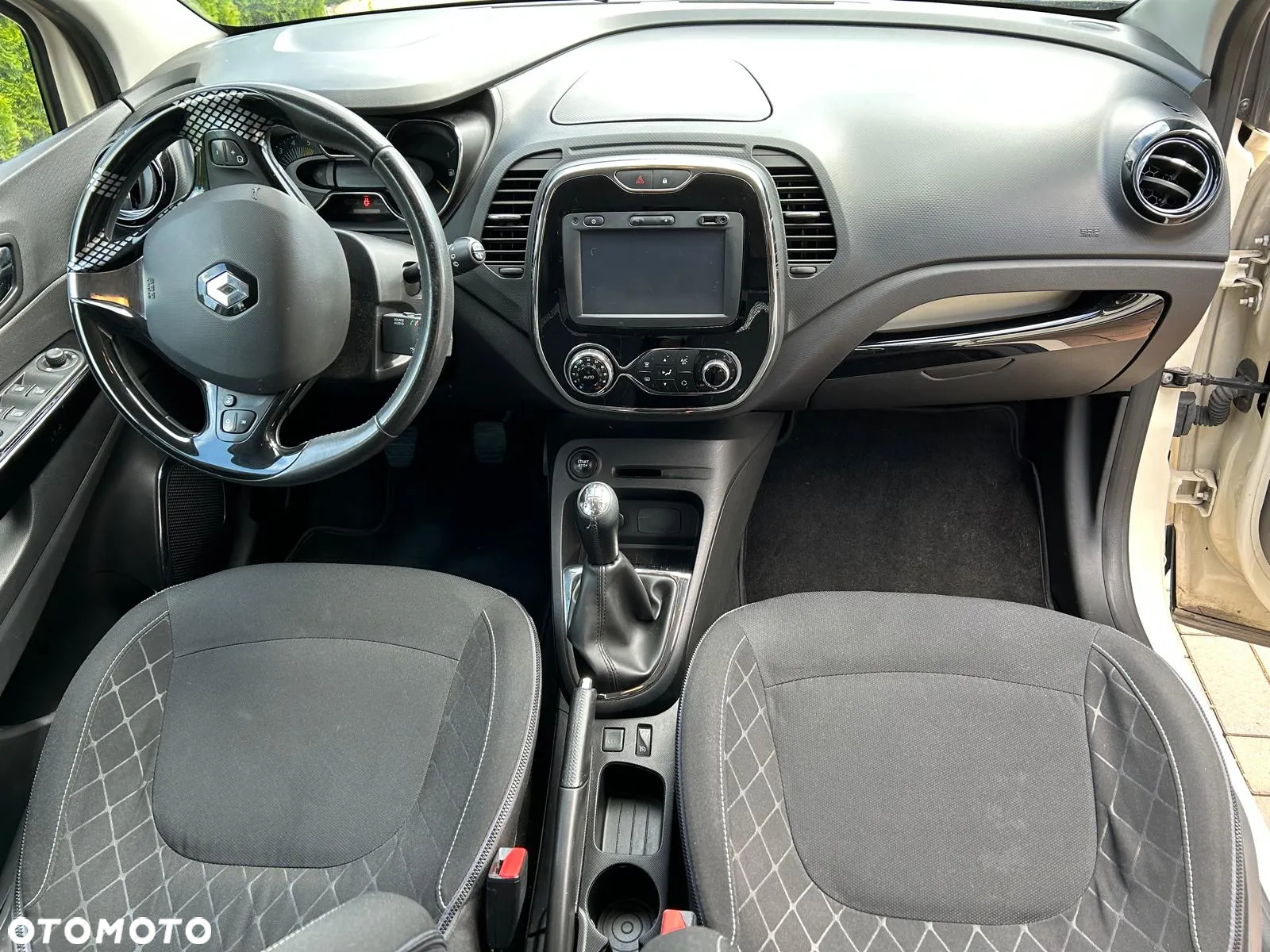 Renault Captur 1.5 dCi Energy Intens - 16
