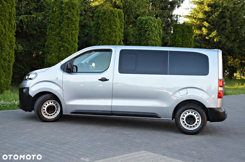 Opel Vivaro Standard Flexcab - 19