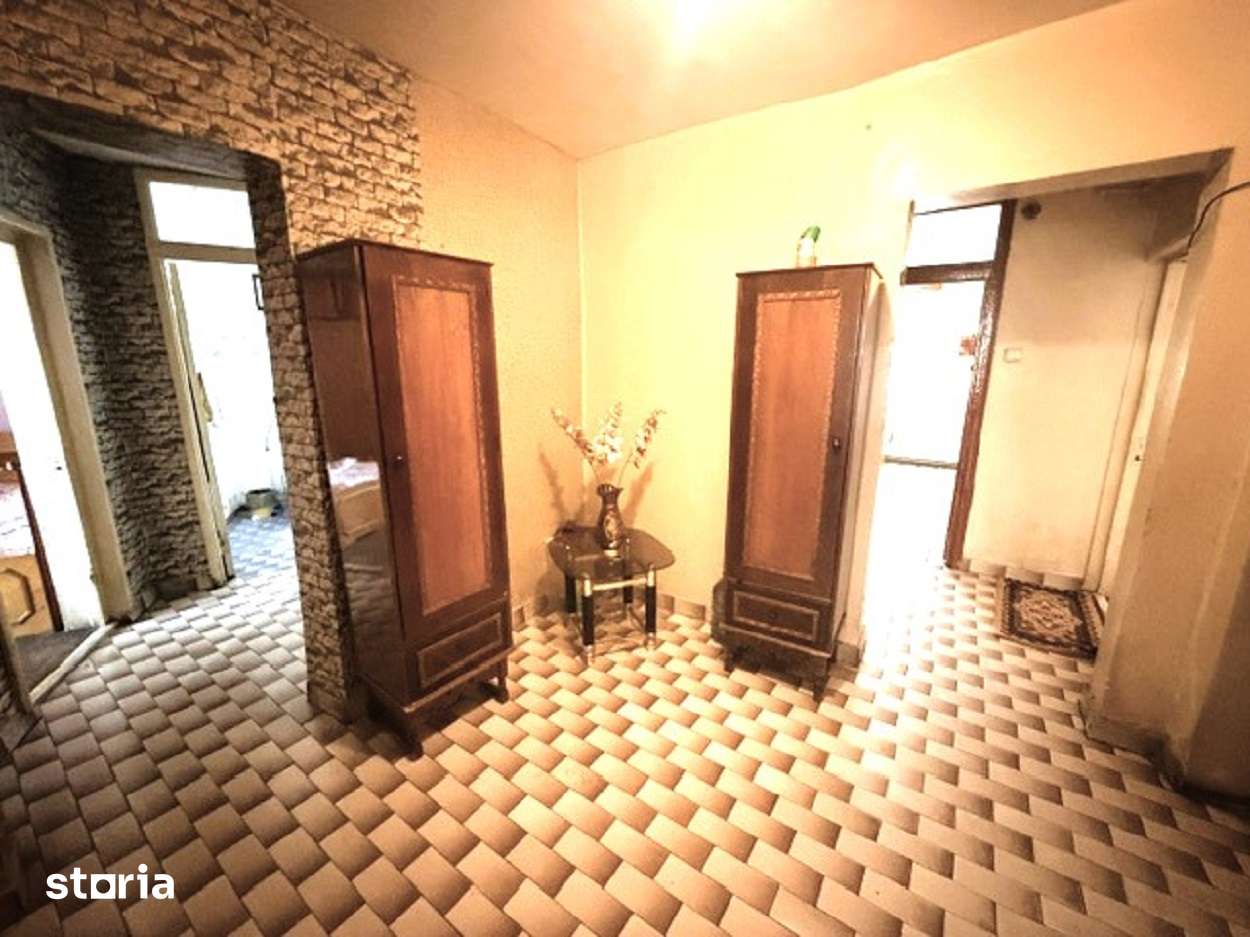 Apartament 3 CAM spațios, decomandat | Etaj 2 | Str. Arcului – Slatina — fotografia 1