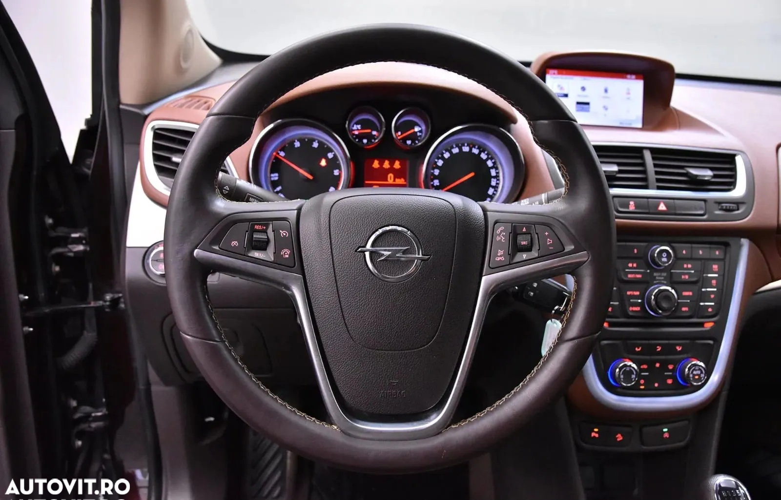 Opel Mokka 1.7 CDTI ECOTEC START/STOP 4x4 Cosmo - 9