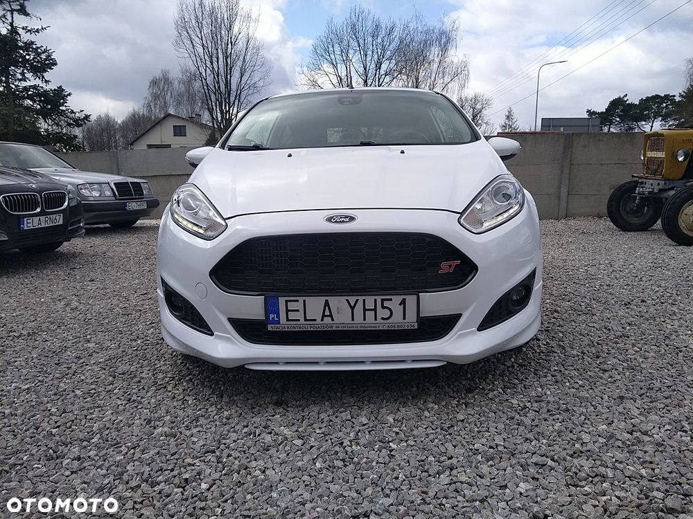 Ford Fiesta 1.0 EcoBoost STart-Stop ST-LINE - 2