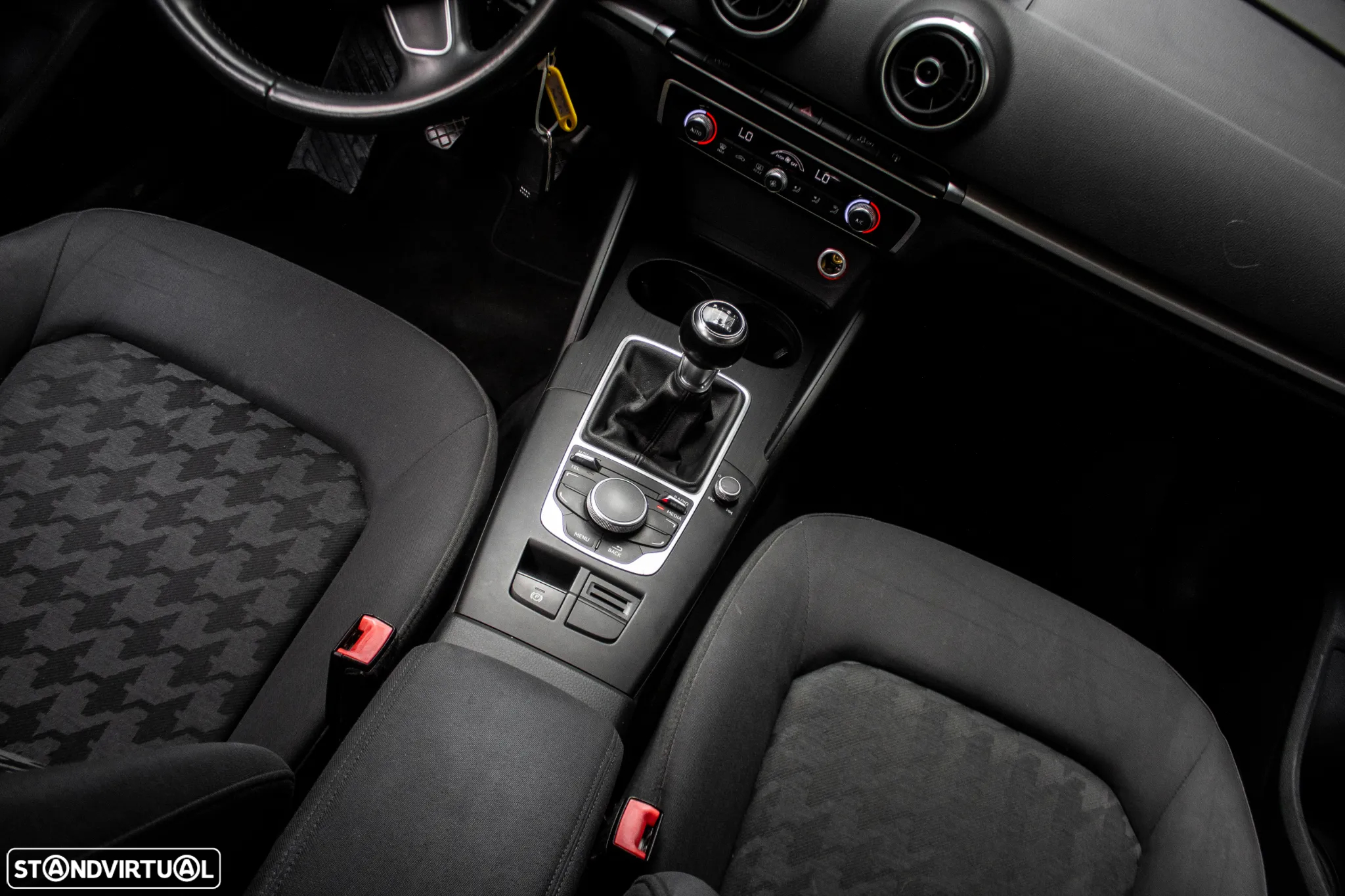 Audi A3 1.6 TDI Design - 36