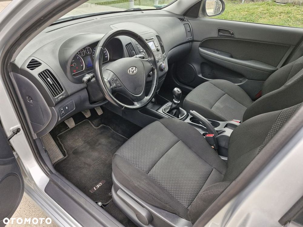 Hyundai i30 1.4 FIFA WM Edition - 13