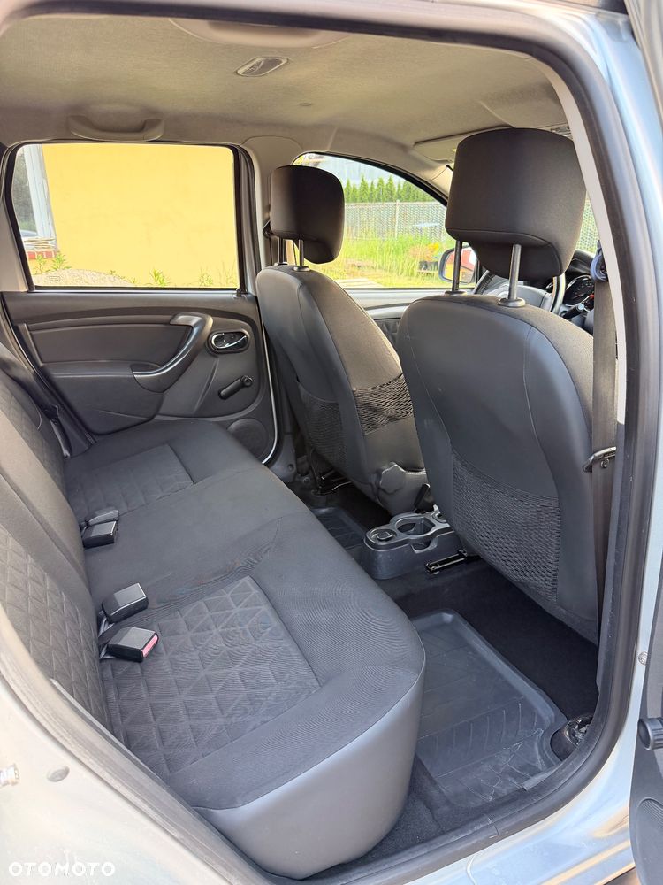 Dacia Duster 1.6 Laureate Euro5 - 10
