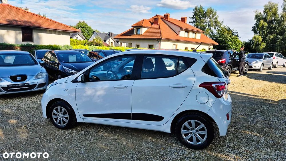 Hyundai i10 1.0 BlueDrive Premium - 18