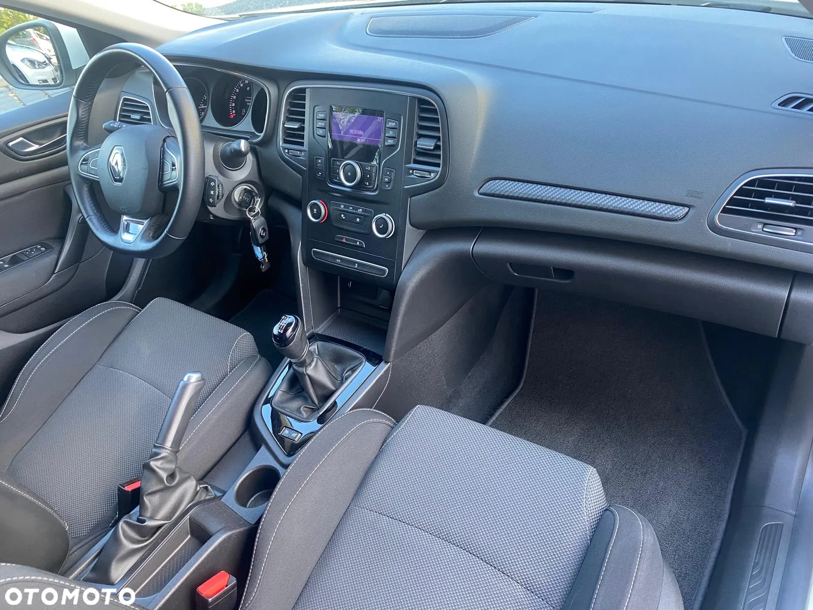 Renault Megane ENERGY TCe 115 LIMITED - 29