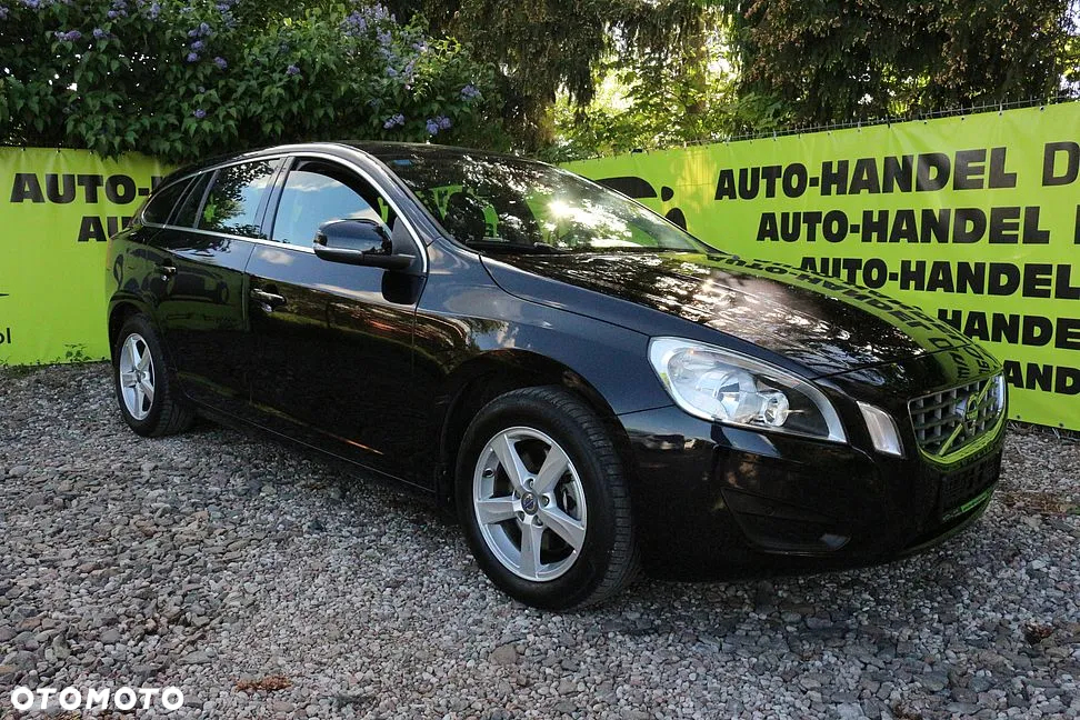Volvo V60 D3 Geartronic Momentum - 10