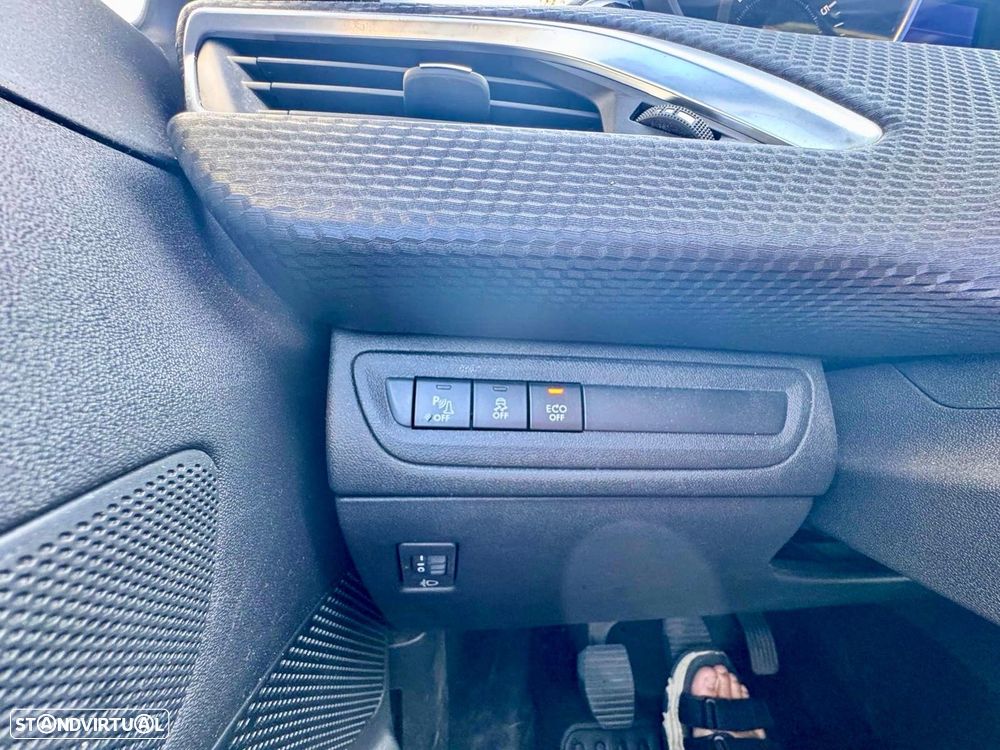 Peugeot 2008 1.2 PureTech Allure - 8