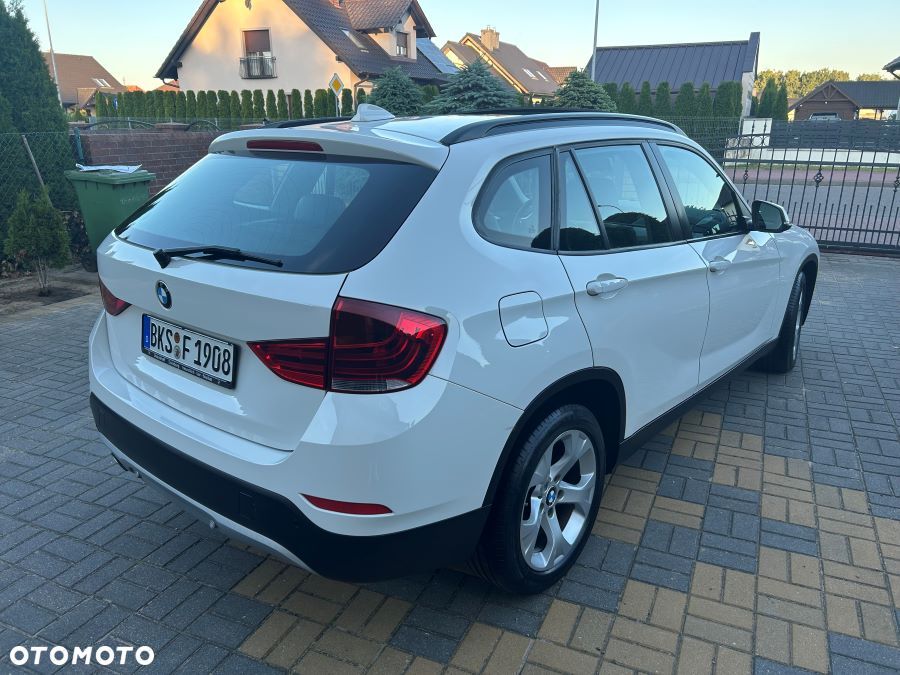 BMW X1 xDrive20d Sport Line - 6