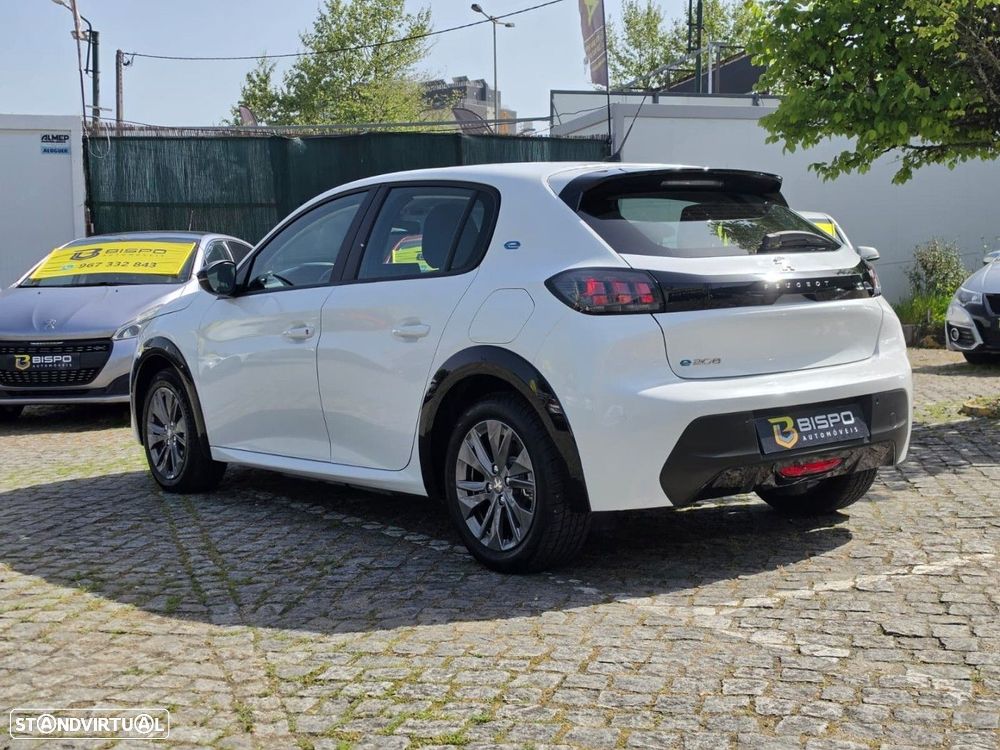 Peugeot e-208 50 kWh Active Pack - 8