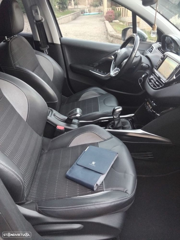 Peugeot 2008 1.6 e-HDi Allure - 8