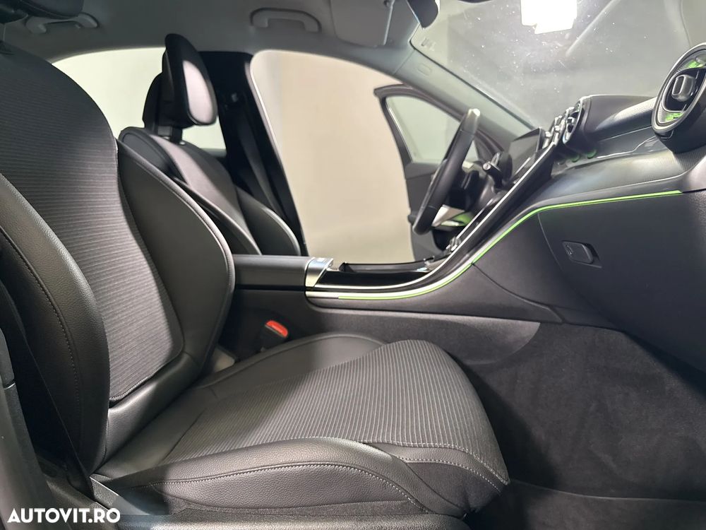 Mercedes-Benz C 300 MHEV 4MATIC - 12