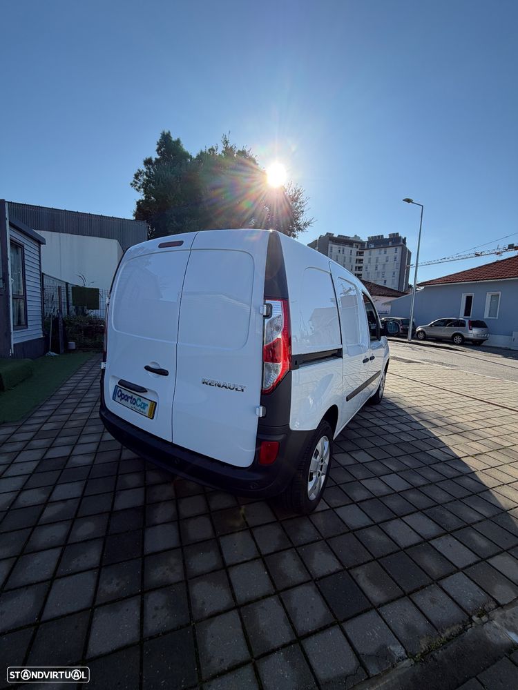 Renault kangoo express blue dci 95 extra r-link caixa 6 velocidades - 6