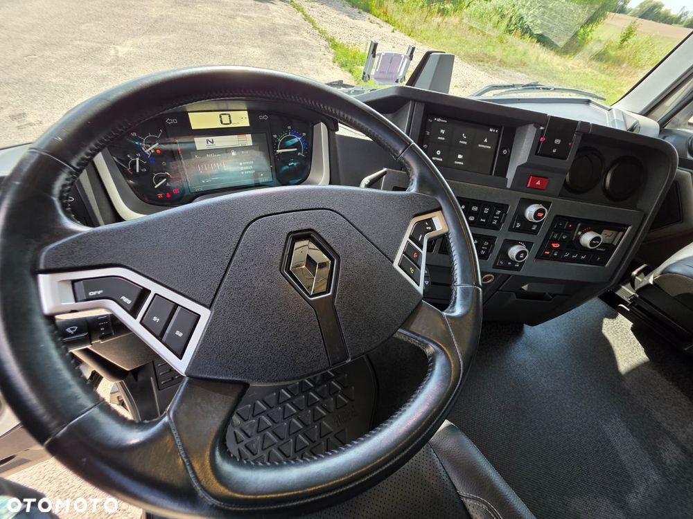 Renault T 440 / CHŁODNIA / SCHMITZ / WINDA / 6×2 /  21 EUROPALET / SYPIALKA / 3 OSIE / 13 LITROWY  SILNIK /  PRZEBIEG 270 TYŚ / ALUSY / AUTOMAT / JAK NOWA / E6 / SPROWADZONA / - 21