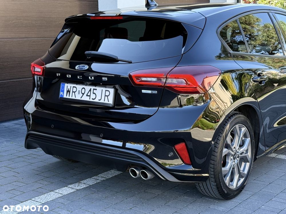 Ford Focus 1.0 EcoBoost Hybrid ST-LINE DESIGN - 38
