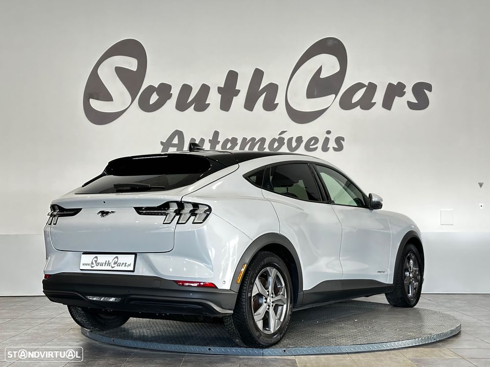 Ford Mustang Mach-E 75.7 kWh Premium AWD - 4