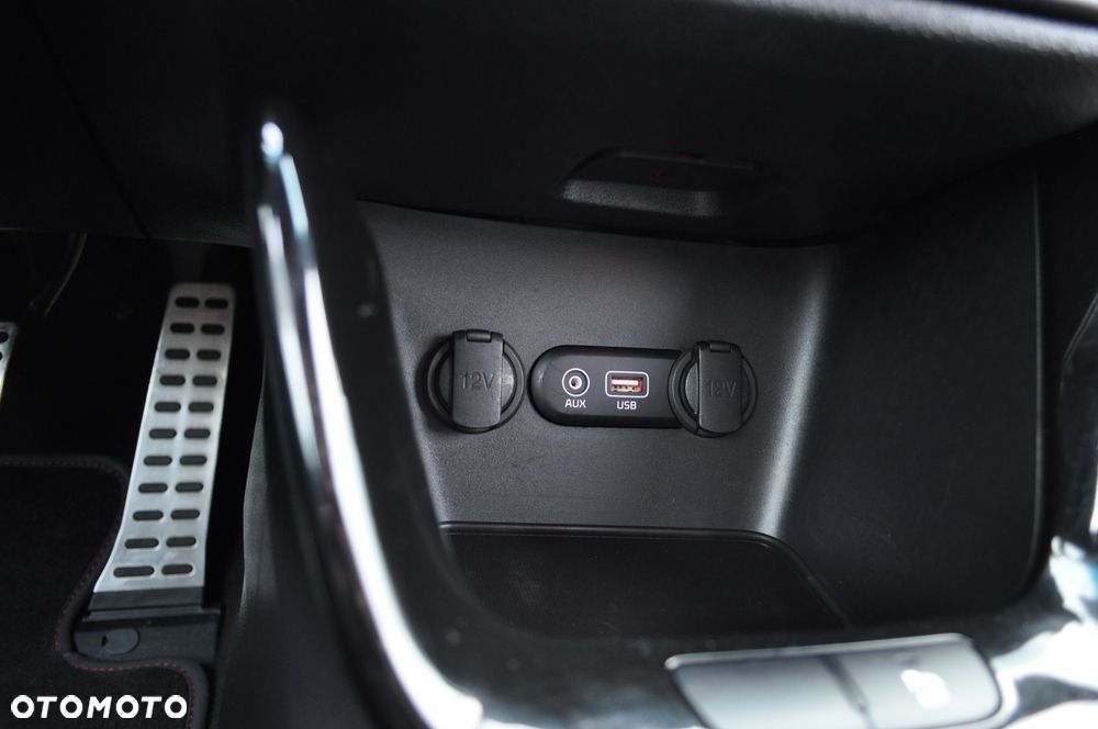 Kia Ceed 1.6 T-GDI GT-Track - 29