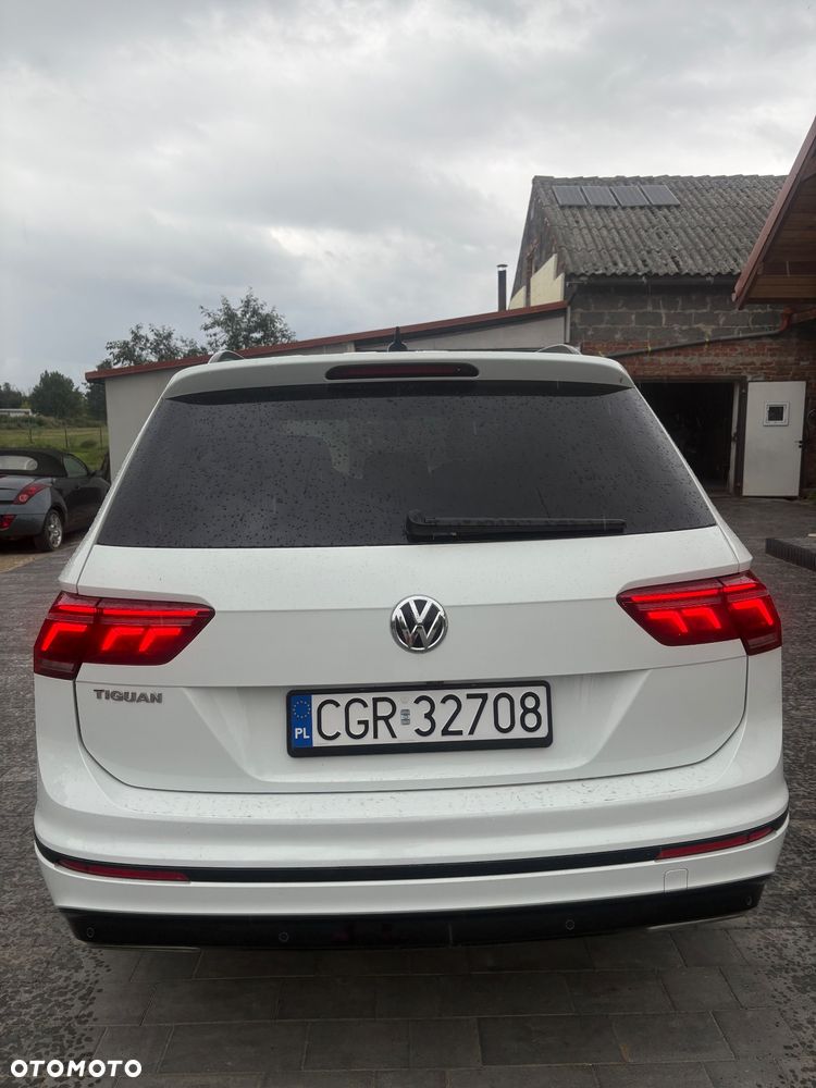 Volkswagen Tiguan - 4