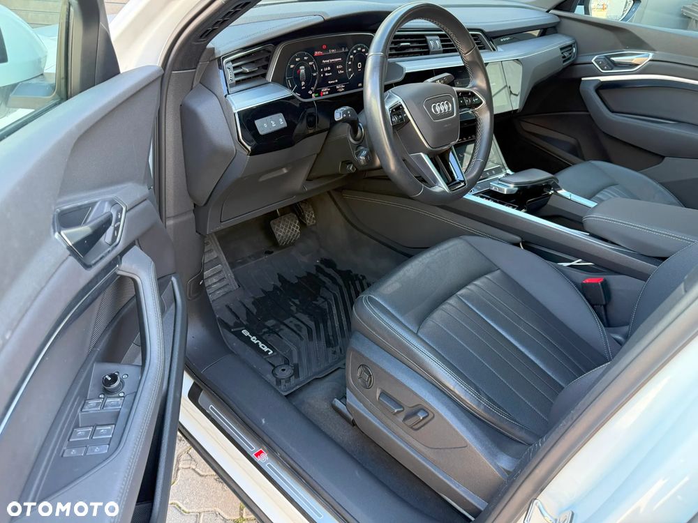 Audi e-tron Sportback 55 quattro S line - 25
