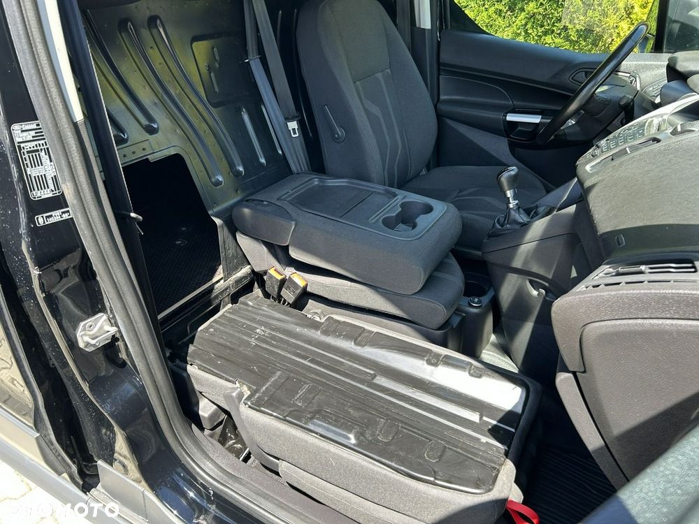 Ford Transit Connect - 15