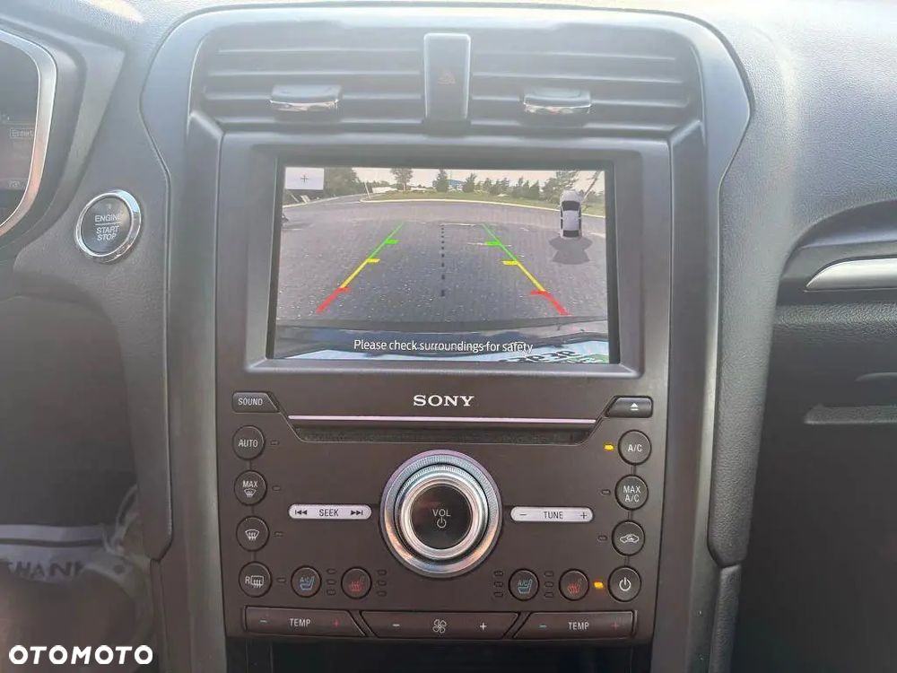 Ford Fusion 2.0 EcoBoost Titanium - 8