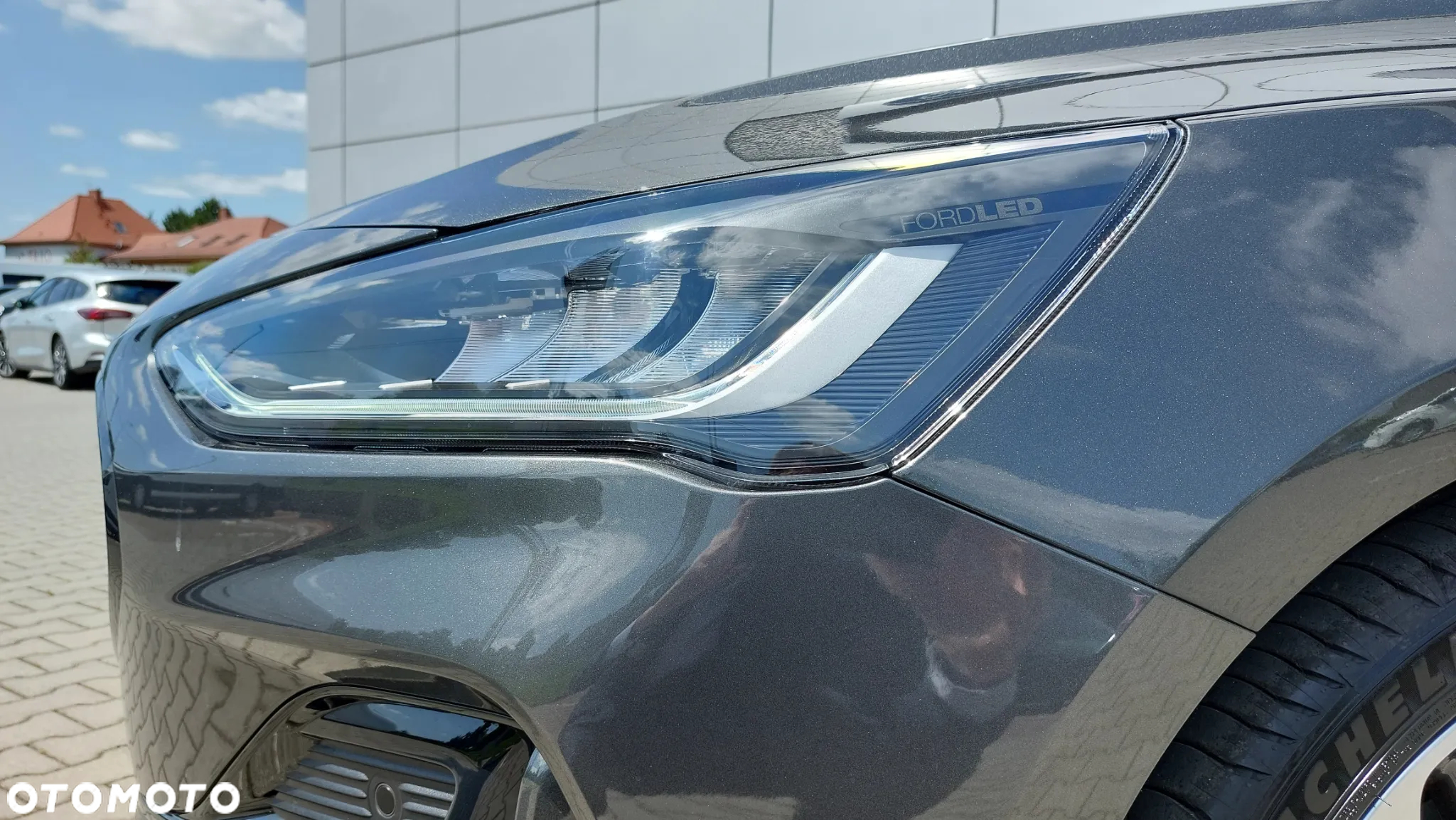 Ford Focus 1.0 EcoBoost mHEV ST-Line X - 5