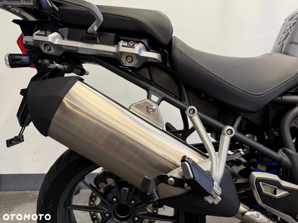 Triumph Tiger - 33