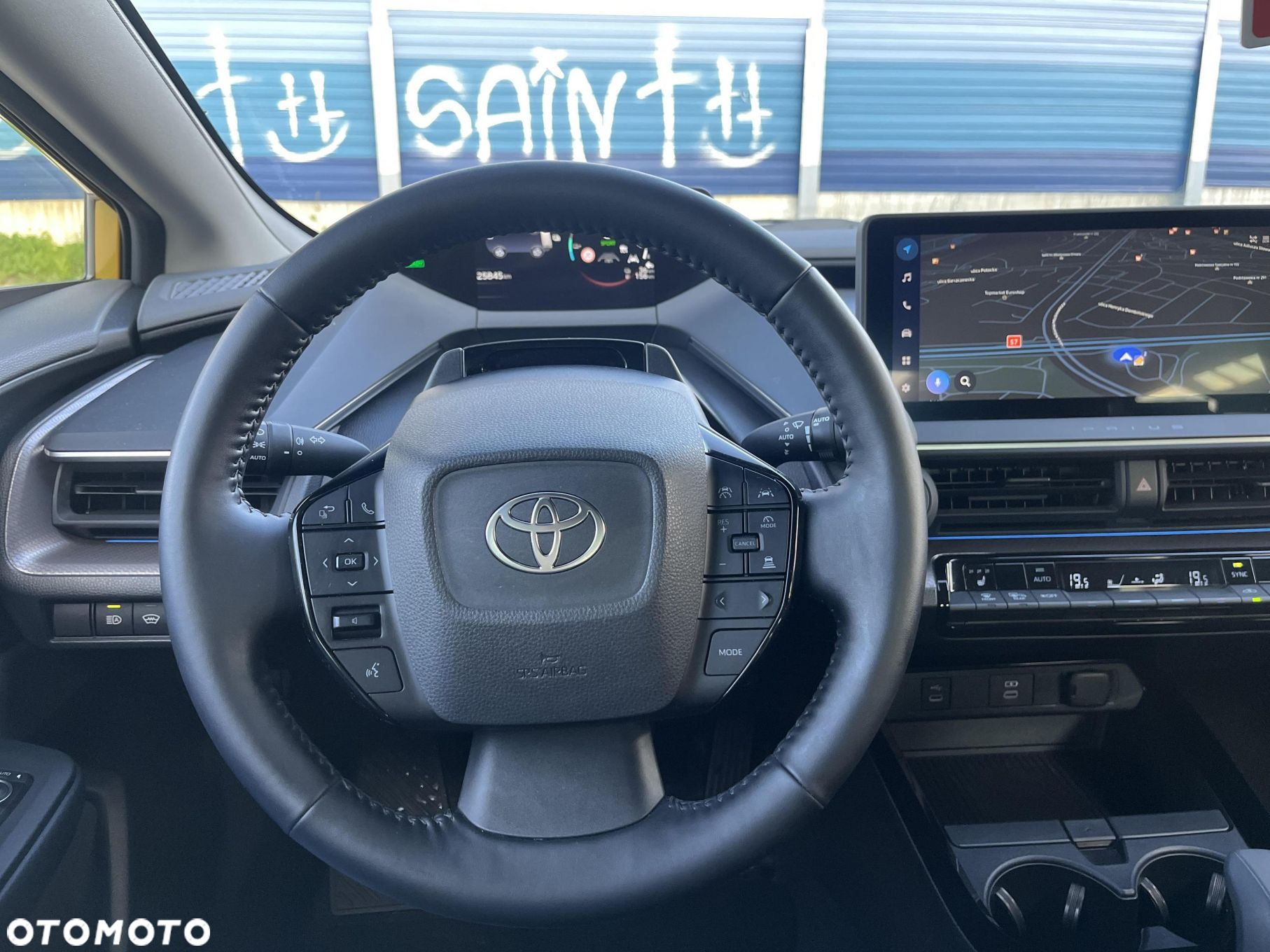 Toyota Prius - 15