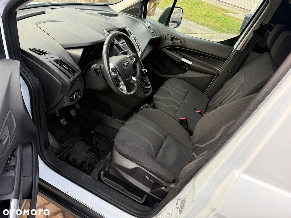 Ford Transit Connect - 12