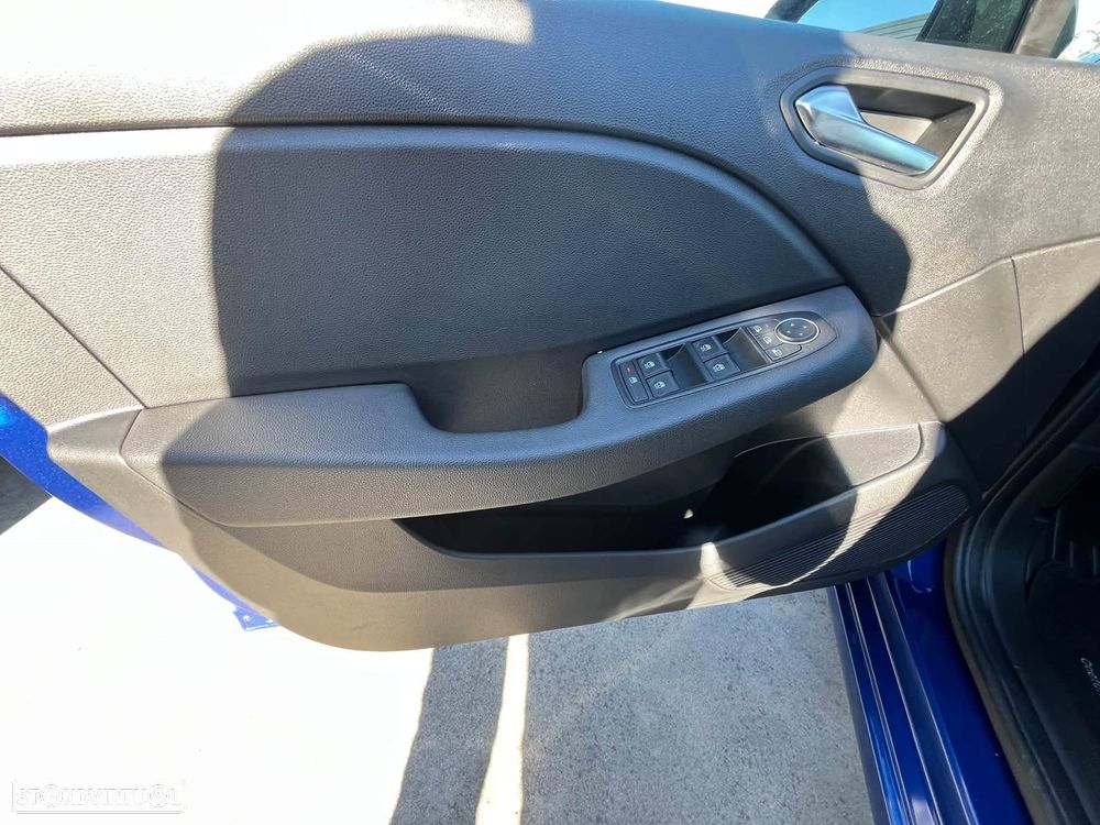 Renault Clio 1.0 TCe Evolution Bi-Fuel - 10