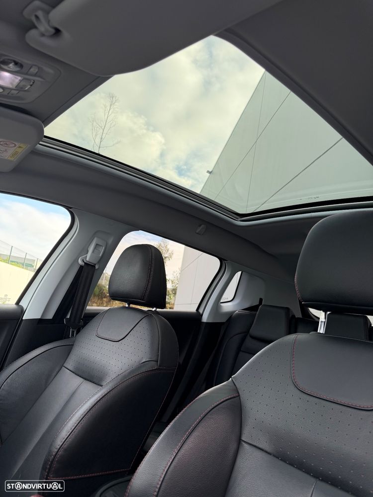 Peugeot 2008 1.2 PureTech GT Line EAT6 - 16