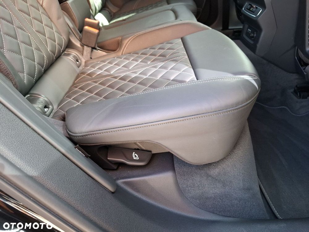 Audi Q5 Sportback - 26