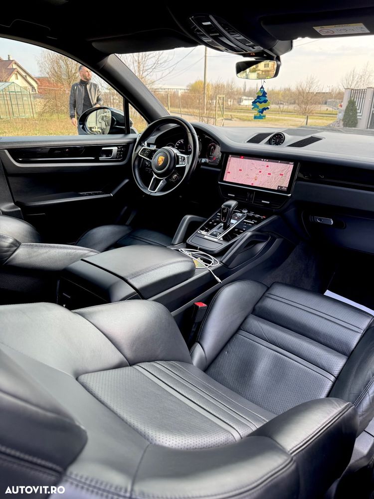 Porsche Cayenne S - 8